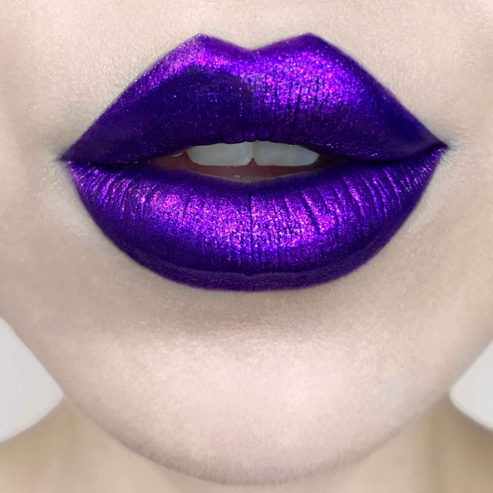 KAT VON D EVERLASTING GLIMMER VEIL